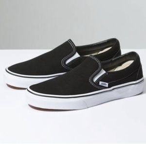 Black Classic Slip-on Vans